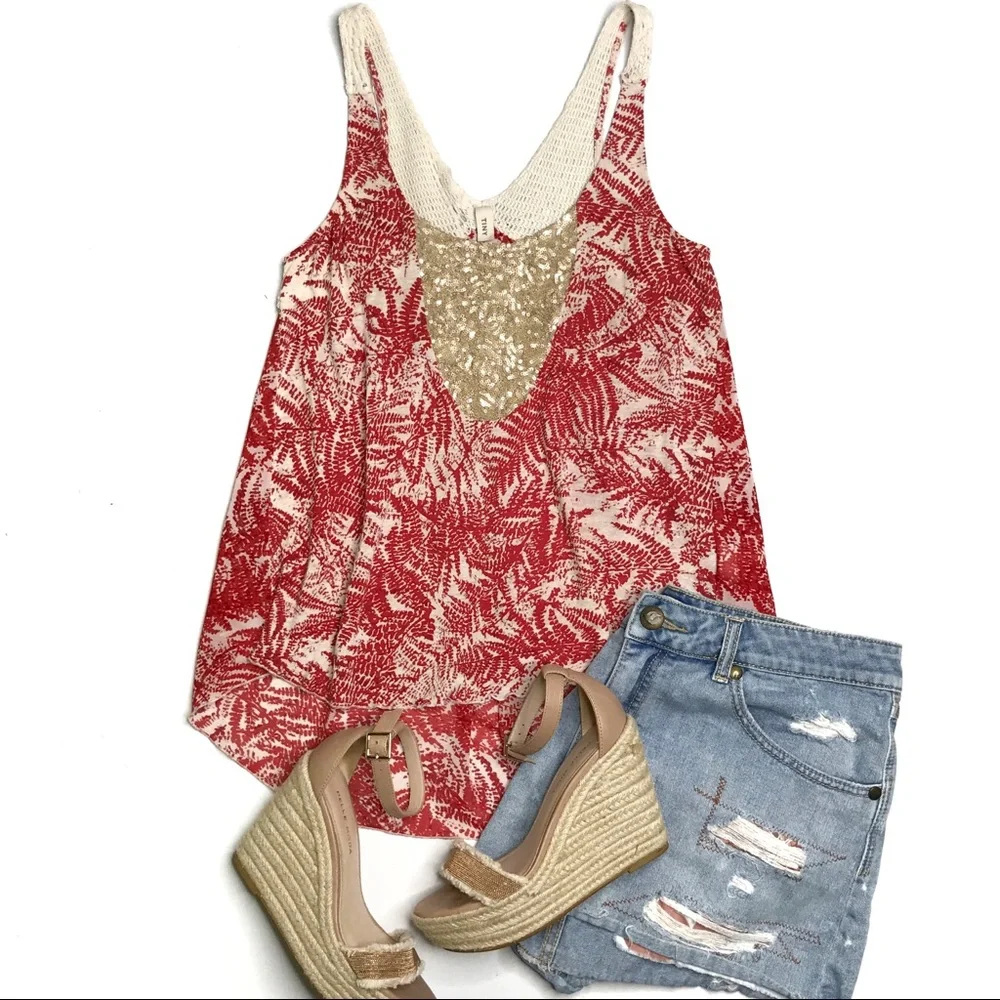 Anthropologie Tiny Red & Cream Beekeeper Crochet & Sequin Top Size XS - Picture 2 of 8